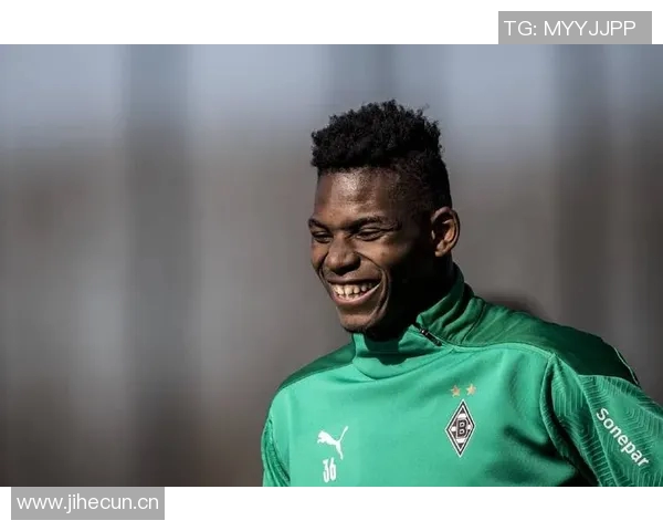 比尔西蒙斯看好黄蜂前景期待三球表现提升赢得球迷信任