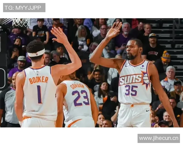 快船对阵鹈鹕比尔缺席前两场状态回暖未在伤病名单中