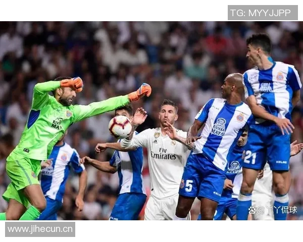 西甲焦点战：皇马在国家德比中力克巴萨展现王者风范