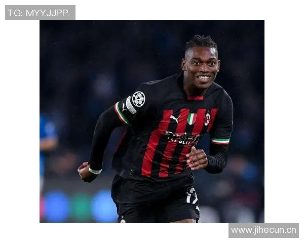 莱奥提前回归米兰积极训练全力争取重返首发阵容