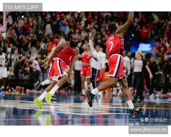 快船对阵鹈鹕比尔缺席前两场状态回暖未在伤病名单中 快船对阵鹈鹕比尔缺席前两场状态回暖未在伤病名单中