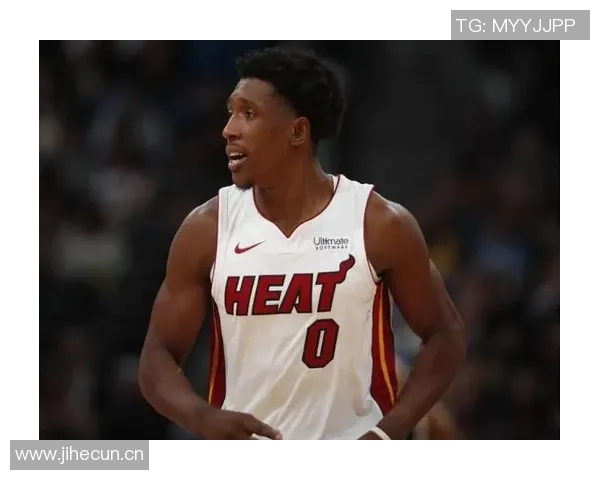 铁！普理查德表现低迷10投仅中2三分球命中率惨淡仅得8分5篮板6助攻