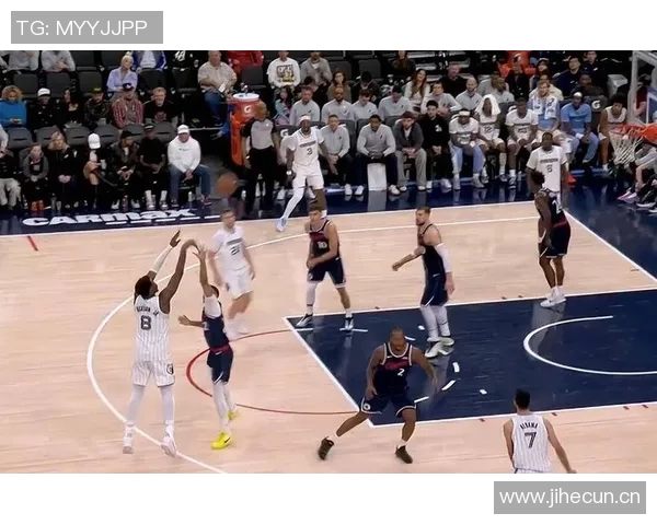 快船防守漏洞频现本赛季17场比赛中9次失分超过120分