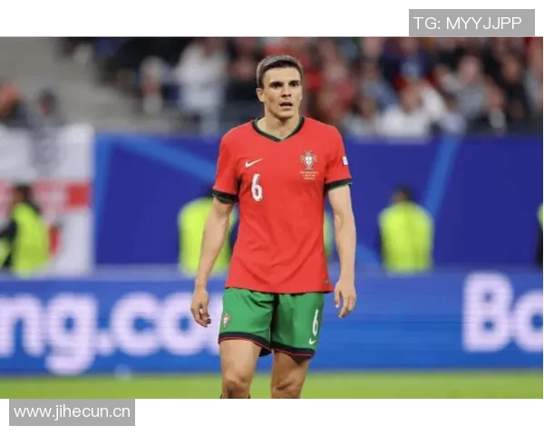 葡萄牙体育主帅称赞拜仁实力期待全力争胜展现球队斗志