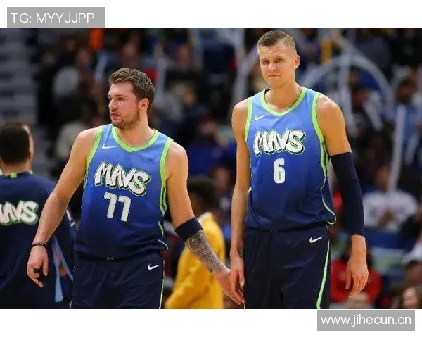 外线双星闪耀狄龙三分全中阿伦稳健发挥助力球队上半场表现