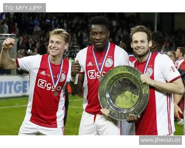 皮克回忆离开曼联原因强调不为金钱选择巴萨而非尤文