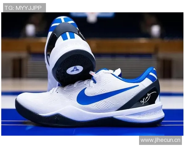 杜克大学发布独特白蓝配色Kobe5球鞋引发球迷热议