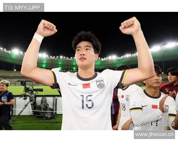 泰山小将彭啸庆祝20岁生日中超首秀成最珍贵礼物感谢韩鹏指导的信任与支持